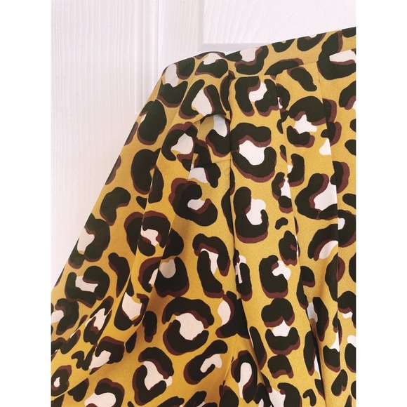 Who What Wear leopard print wrap blouse - Picture 2 of 7
